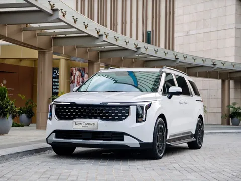 Người Việt ngày càng dễ mua xe hybrid, lựa chọn trải rộng từ sedan đến SUV, MPV