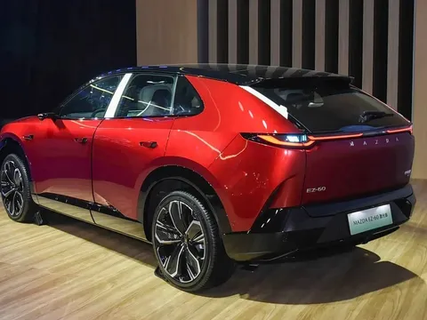 Mazda CX-6e 2026 tập trung nâng cấp công nghệ: Bổ sung LiDAR, hỗ trợ người lái trong hơn 200 tình huống