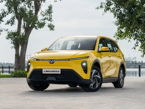 Hơn 137.000 ô tô bán ra tại Việt Nam sau 7 tháng đầu 2026, VinFast bỏ xa các hãng đối thủ