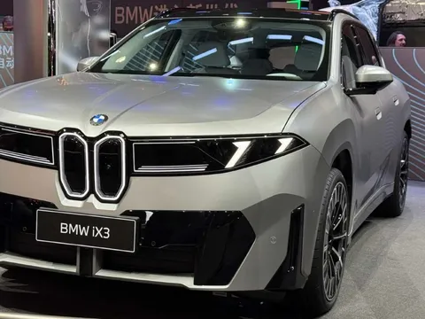 Xe điện BMW iX3 thế hệ mới gây sốt tại Trung Quốc dù đại lý chưa có xe trưng bày