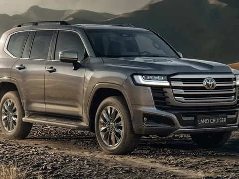 Toyota Land Cruiser 300 2027 bỏ máy xăng, thay bằng động cơ hybrid mạnh nhất từ trước đến nay