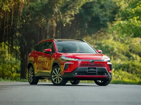 Toyota Việt Nam 'chơi lớn' trong tháng 9, loạt xe hot đồng loạt nhận ưu đãi