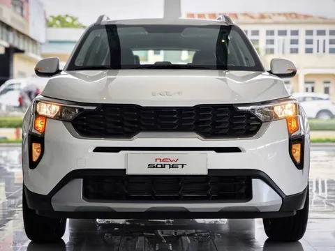 Đại lý giảm giá sâu cho Kia Sonet trong tháng 9, bản thấp nhất còn dưới 440 triệu đồng