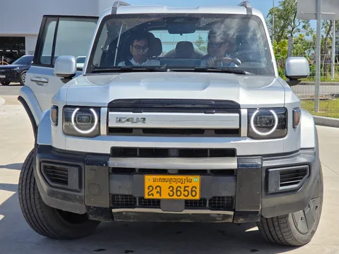 Ảnh thực tế iCaur V27 tại Việt Nam: Diện mạo hầm hố, kích thước nhỉnh hơn Toyota Land Cruiser