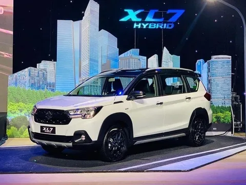 Suzuki XL7 Hybrid giảm giá sâu chưa từng thấy, bản nâng cấp sắp về Việt Nam?
