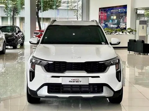 Kia Sonet được đại lý chào giá thấp kỷ lục, tăng sức ép lên Hyundai Venue, Suzuki Fronx