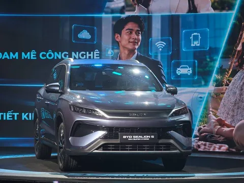 BYD Sealion 5 chốt giá từ 739 triệu đồng tại Việt Nam: SUV plug-in hybrid đi hơn 1.200 km khi đầy xăng và pin