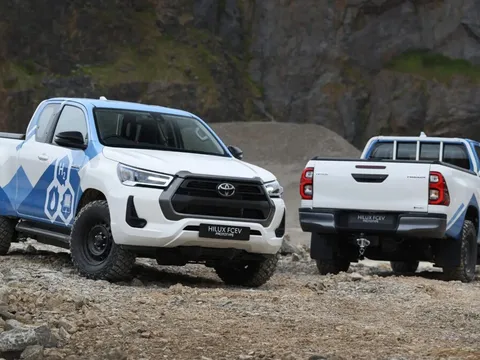 Bán tải Toyota Hilux chạy bằng hydro đang tiến gần đến ngày thương mại hóa