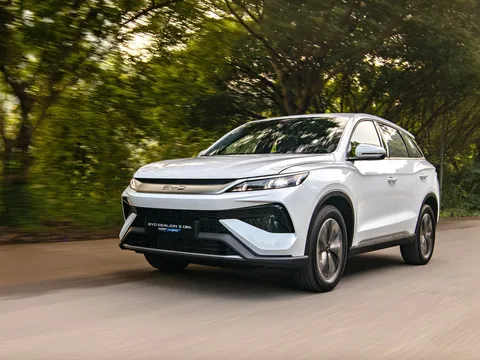 Ảnh thực tế BYD Sealion 5 DM-i bản tiêu chuẩn: Giá ưu đãi 659 triệu đồng, bị cắt giảm những gì so với bản cao?