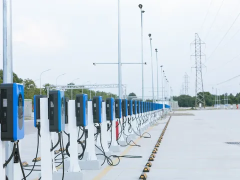 Hà Nội có trạm sạc ô tô điện VinFast lớn nhất Việt Nam: Phục vụ 866 xe cùng lúc, sắp nâng lên hơn 1.000 xe