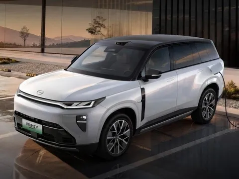 GAC sắp tung bộ đôi xe PHEV tại Việt Nam: Một mẫu MPV 7 chỗ, một mẫu SUV đấu Santa Fe