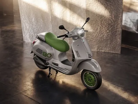 Mẫu xe ga Vespa đặc biệt giá ngang ô tô hạng A, chỉ 4 khách Việt có cơ hội sở hữu
