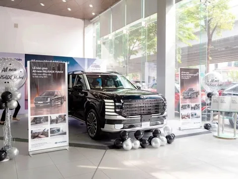 Những chiếc Hyundai Palisade Hybrid đầu tiên đã đến tay khách hàng Việt