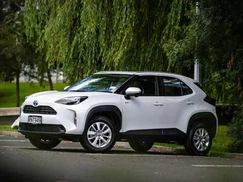 Xe hybrid thế hệ mới của Toyota có thể chỉ tiêu thụ 2,5 lít/100 km, đi hơn 1.400 km mỗi lần đổ đầy xăng
