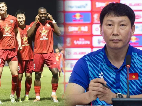 Thêm một ngoại binh hàng đầu V.League muốn xin nhập tịch Việt Nam, HLV Kim Sang Sik mừng thầm?