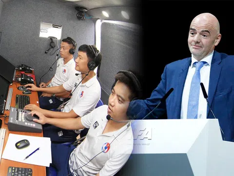 FIFA cân nhắc 'xóa sổ' VAR, áp dụng công nghệ mới giúp các HLV 'mừng thầm'