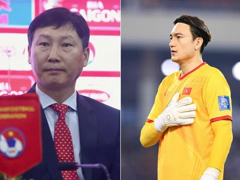 Đặng Văn Lâm mất điểm với HLV Kim Sang-sik, ĐT Việt Nam có biến động lớn trước AFF Cup 2024