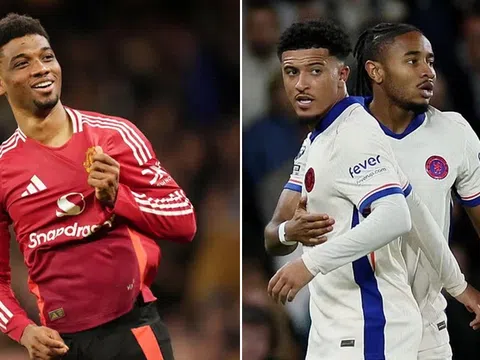 Kết quả bóng đá hôm nay: Sancho lập kỷ lục ở Chelsea; Man Utd rộng cửa vô địch Carabao Cup?