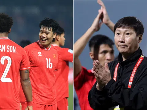 Tin nóng AFF Cup hôm nay 25/12: HLV Kim Sang Sik nhận 'tin sét đánh'; ĐT Việt Nam đón thay đổi lớn