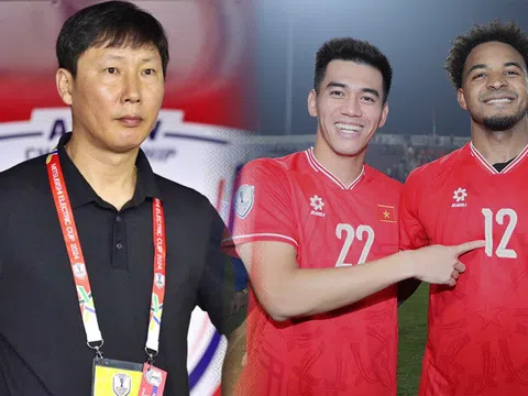 ĐT Việt Nam nhận 'món quà lớn' từ FIFA, HLV Kim Sang-sik vượt kỷ lục của HLV Park Hang-seo?