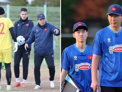 HLV Kim Sang Sik ra quyết định bất ngờ, ĐT Việt Nam đón 'viện binh khủng' trước VL Asian Cup