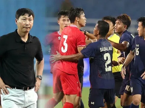 HLV Kim Sang-sik đón 'siêu viện binh', kình địch ĐT Việt Nam nhận đặc quyền lớn