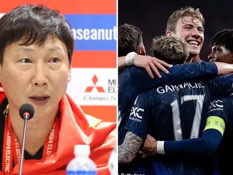 HLV Kim Sang Sik ra quyết định bất ngờ, tiền đạo nhập tịch được triệu tập đối đầu Manchester United