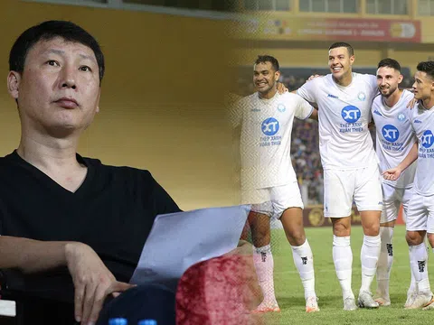 Tin bóng đá trưa 6/5: CLB Nam Định nhận vinh dự lớn từ AFC; FIFA làm khó HLV Kim Sang-sik