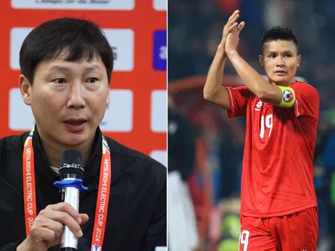 Tin nóng V.League 8/5: Ngôi sao ĐT Việt Nam chấn thương; Quang Hải bị gạch tên vào phút chót
