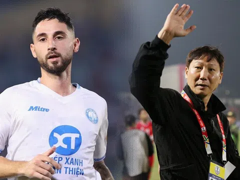 Sao Việt kiều nhận 'đặc quyền', HLV Kim Sang-sik đón hậu vệ 'xịn' lên ĐT Việt Nam
