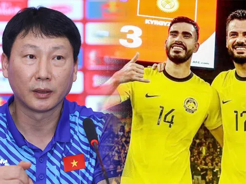 Kình địch ĐT Việt Nam triệu hồi 'mật thám' từ V.League, HLV Kim Sang-sik bị bắt bài?