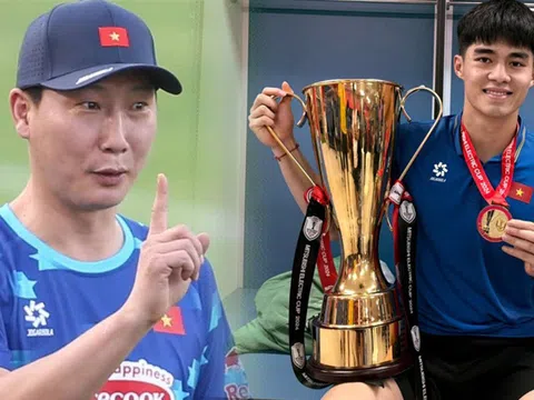 'Viên ngọc quý' của bầu Đức nhận đặc quyền, HLV Kim Sang-sik thẳng tay gạch tên 'công thần' ĐT Việt Nam