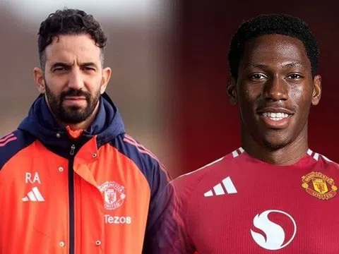 Tin chuyển nhượng sáng 18/6: Man Utd chính thức gạch tên 2 ngôi sao; Ruben Amorim đón tân binh giá 0 đồng?