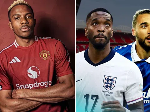 Tin chuyển nhượng tối 6/7: Xong vụ MU chiêu mộ Osimhen; Man United đón bom tấn hoàn thiện hàng công?