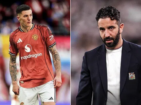Benjamin Sesko chính thức bị RB Leipzig gạch tên, Man United kích hoạt bom tấn trong 48 giờ tới