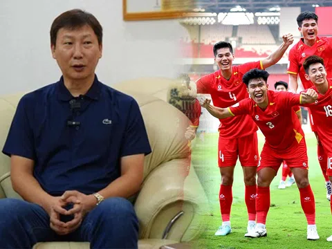 Dàn sao ĐT Việt Nam nhận món quà lớn, HLV Kim Sang-sik 'hối lộ' học trò sau kỳ tích ở giải Đông Nam Á