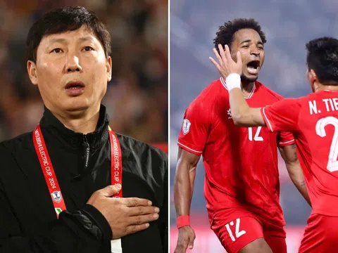 Nguyễn Xuân Son báo tin sét đánh, HLV Kim Sang-sik chốt tiền đạo ĐT Việt Nam đấu Malaysia