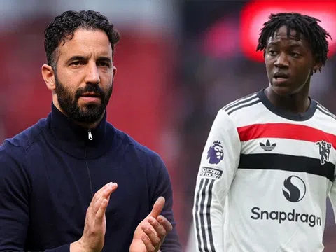 Manchester United giải quyết bài toán khó, Kobbie Mainoo gia nhập 'ông lớn' Ngoại hạng Anh