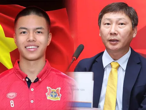 Sao Việt kiều nhận 'đặc quyền' ở ĐT Việt Nam, HLV Kim Sang-sik gửi lời nhắn đến nhân vật đặc biệt