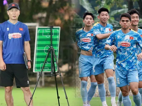 ĐT Việt Nam lộ đội hình trận ra quân, HLV Kim Sang-sik nói thẳng đối thủ số một ở VL U23 châu Á