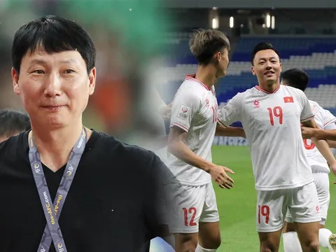 'Viên ngọc quý' ĐT Việt Nam chính thức tái xuất, HLV Kim Sang-sik nhận tin vui kép sau VL U23 châu Á