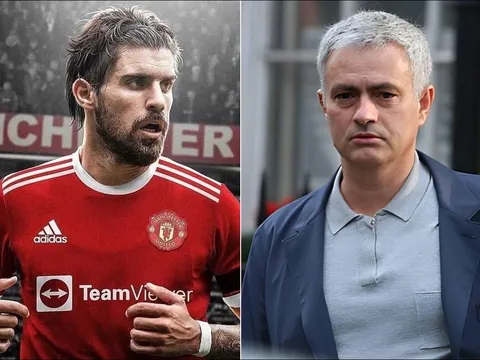 Tin chuyển nhượng trưa 18/9: Vụ Ruben Neves - Man Utd chính thức xong; Mourinho trở lại Man United?