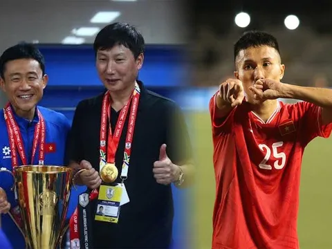 'Người không phổi' ĐT Việt Nam tái xuất, HLV Hàn Quốc đón tin không thể vui hơn