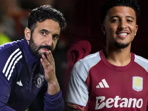 Tin bóng đá quốc tế 26/9: MU nẫng tay trên Liverpool; Man Utd nhận 'trái đắng' vụ Jadon Sancho