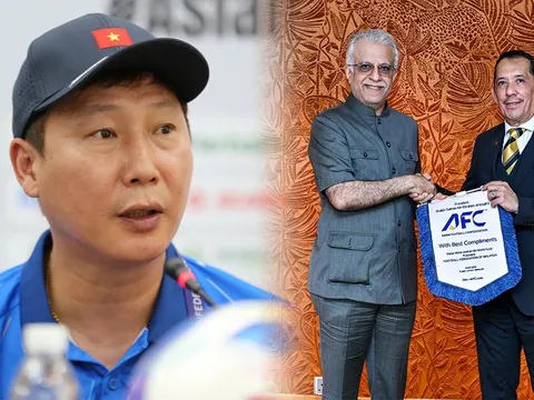 Điểm tin BĐVN 9/10: Malaysia được AFC vinh danh; HLV Kim Sang-sik làm điều chưa từng có