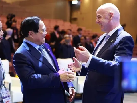 Chủ tịch FIFA úp mở kế hoạch chưa từng có, bóng đá Việt Nam đứng trước bước nhảy vọt