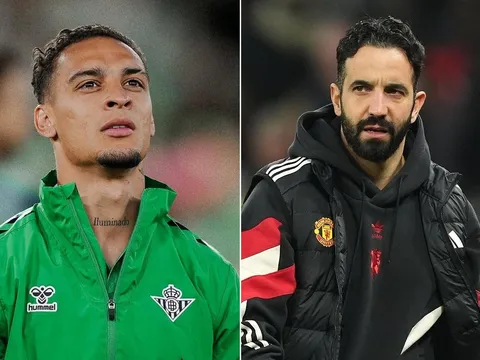 Thua lỗ gần nửa tỷ USD, Man United 'vô đối' trong danh sách CLB chuyển nhượng tệ nhất Thế giới