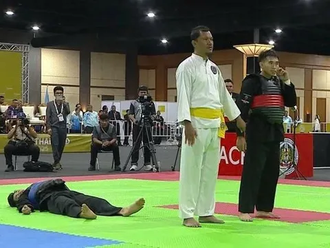 SEA Games 33 gây tranh cãi: Trọng tài bỏ mặc võ sĩ Việt Nam bất tỉnh, đối thủ phạm quy được xử thắng