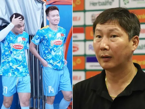 Hoàng Đức nhận tin dữ sau khi đoạt Quả bóng vàng, chính thức bị đối tác ở ĐT Việt Nam vượt mặt