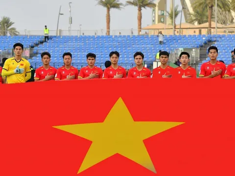 U23 Việt Nam buộc U23 Trung Quốc phá lệ, HLV Kim Sang Sik đi nước cờ cao tay trước Bán kết